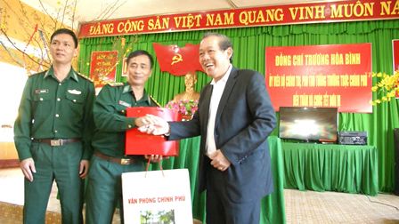 Phó Thủ tướng Thường trực Trương Hòa Bình thăm Đồn Biên phòng Ia Rvê, Bộ đội Biên phòng Đắk Lắk.