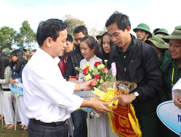 Khai mạc Hội thao Giáo dục quốc phòng – an ninh học sinh THPT tỉnh Đắk Lắk lần thứ IV, năm học 2016 – 2017