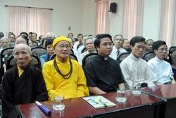 Bồi dưỡng cán bộ, công chức làm công tác tôn giáo