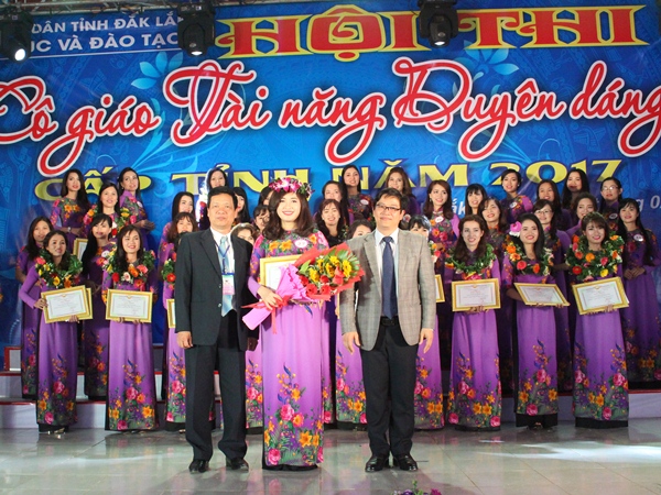 Bế mạc Hội thi “Cô giáo tài năng, duyên dáng” cấp tỉnh năm 2017