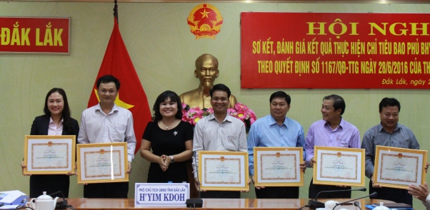 Năm 2017 phấn đấu chỉ tiêu bao phủ bảo hiểm y tế đạt 81,6%