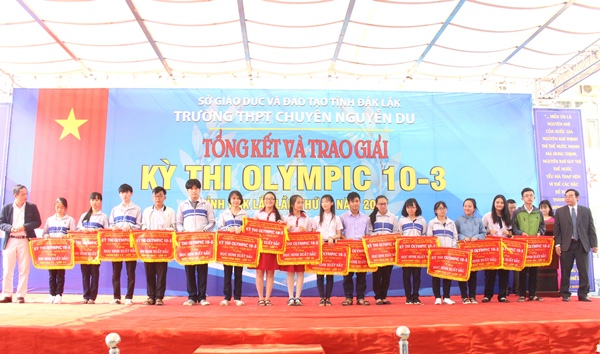 Tổng kết và trao giải Kỳ thi Olympic 10/3 tỉnh Đắk Lắk lần thứ II năm 2017