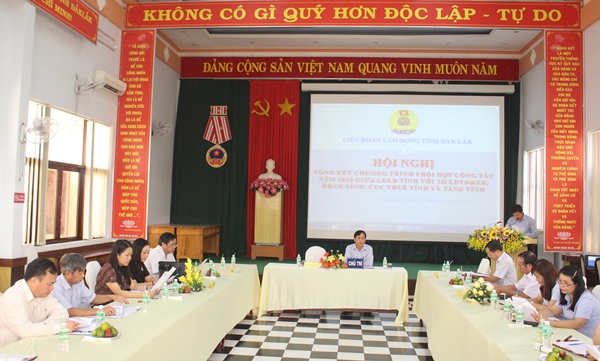 Tổng kết Chương trình phối hợp công tác năm 2016 giữa Liên đoàn Lao động tỉnh và các Sở, ngành