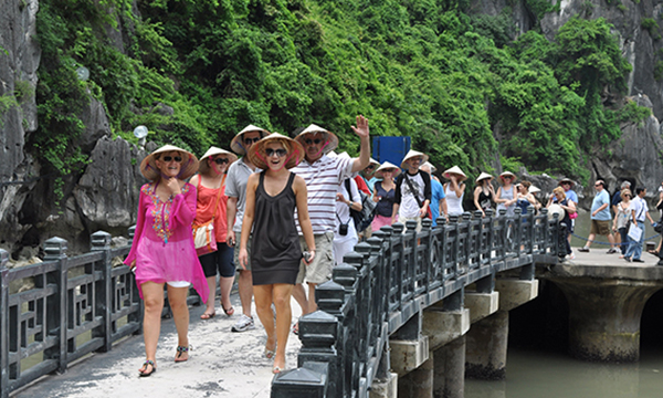 Ban hành Bộ Quy tắc Ứng xử văn minh du lịch