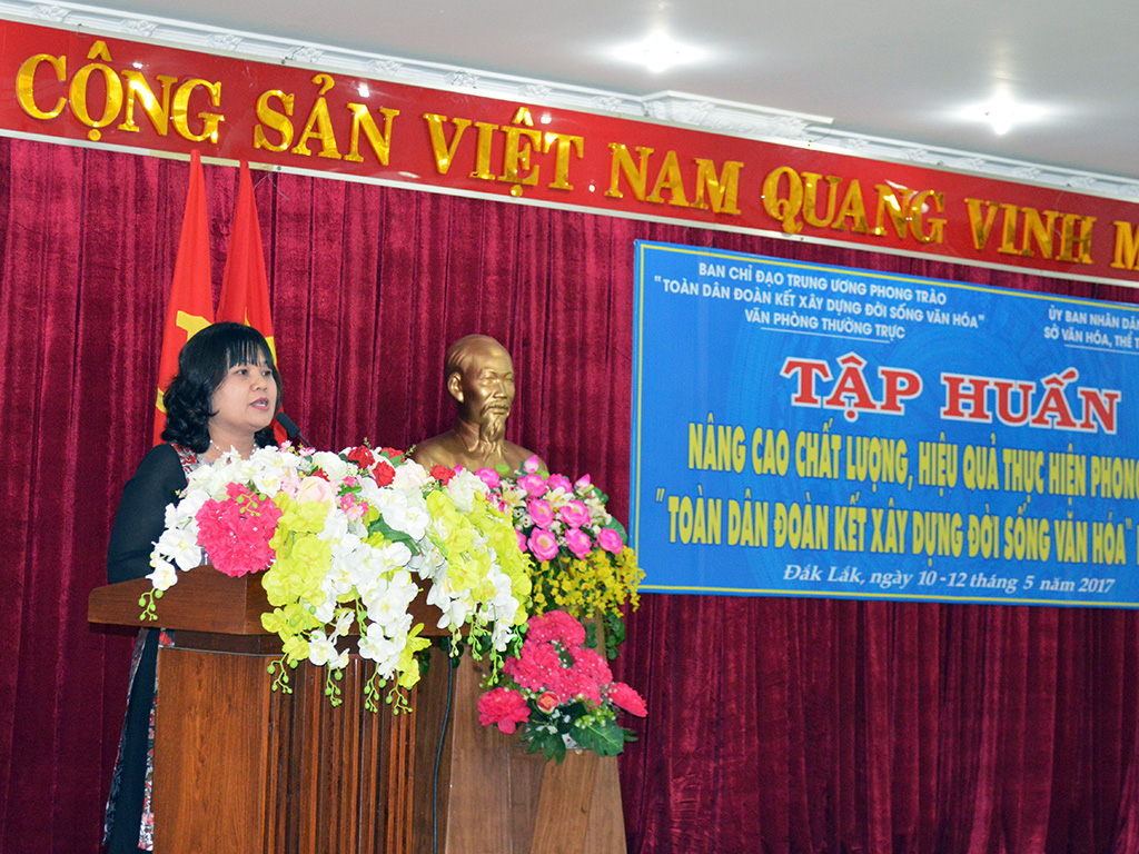 400 đại biểu tham dự lớp tập huấn thực hiện phong trào “Toàn dân đoàn kết xây dựng đời sống văn hóa”.