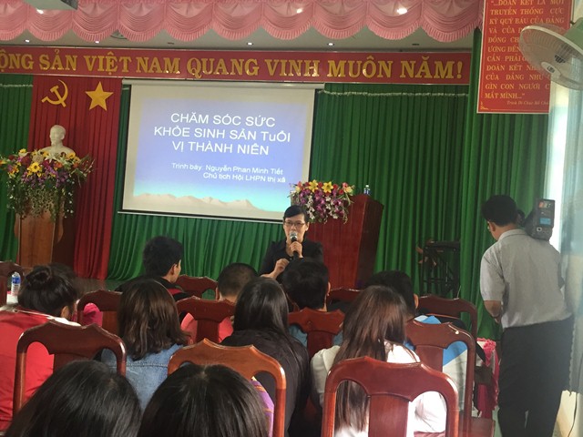 Hội LHPN thị xã tổ chức Lễ truyền thông phòng tránh xâm hại tình dục và chăm sóc sức khỏe sinh sản tuổi vị thành niên
