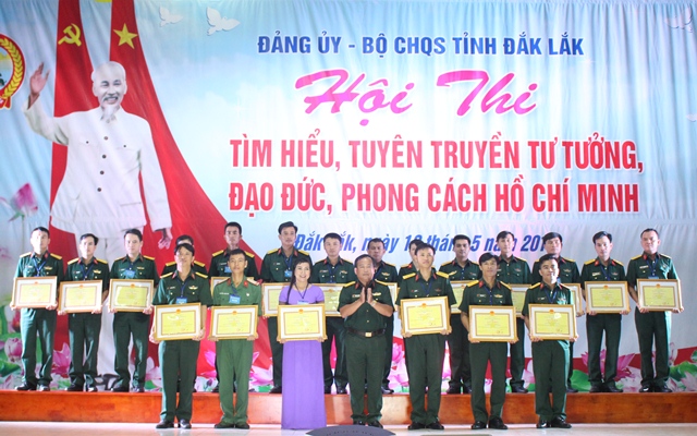 Chung kết Hội thi tìm hiểu, tuyên truyền tư tưởng, đạo đức, phong cách Hồ Chí Minh trong lực lượng vũ trang tỉnh