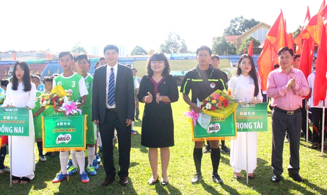 Khai mạc vòng loại Giải bóng đá Hội khỏe Phù Đổng học sinh Tiểu học và THCS toàn quốc Cúp Milo lần thứ XV năm 2017 - khu vực III