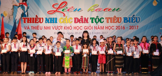 Liên hoan thiếu nhi các dân tộc tiêu biểu và thiếu nhi vượt khó học giỏi