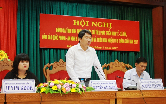 UBND tỉnh sơ kết 06 tháng đầu năm 2017 và triển khai nhiệm vụ trong thời gian tới