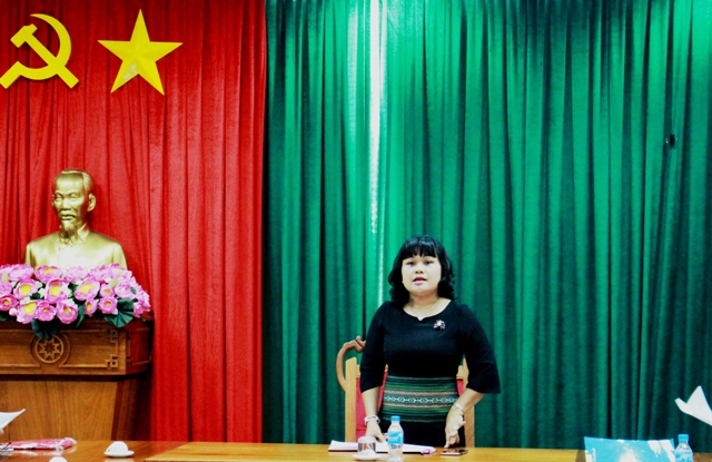 Chương trình “Hành trình đỏ” năm 2017: Phấn đấu vận động khoảng 3.000 người đăng ký hiến máu tình nguyện.