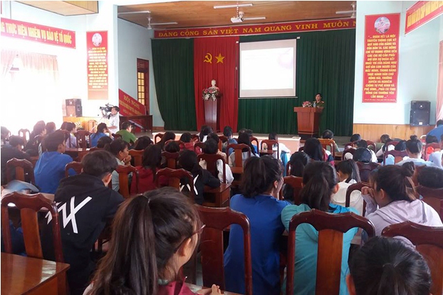 Tuyên truyền phòng, chống ma túy cho thanh niên xã Cư Kty