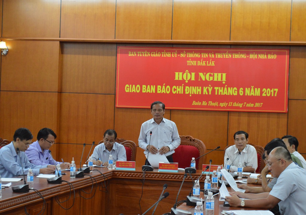 Giao ban báo chí định kỳ tháng 6 năm 2017