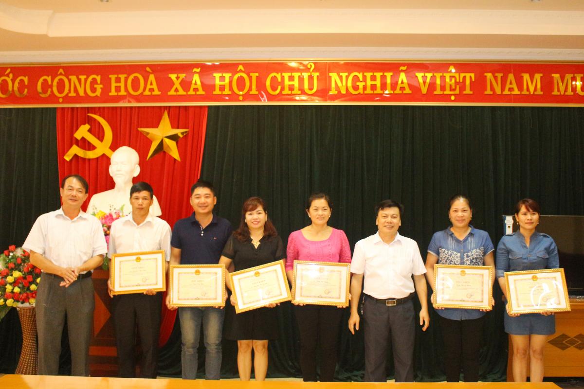 Hướng dẫn đề xuất khen thưởng trong triển khai thi hành Luật XLVPHC