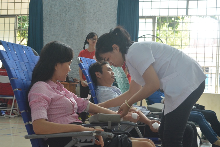 Hơn 1.000 người đăng ký hiến máu trong Ngày hội hiến máu tình nguyện “Giọt hồng Tây Nguyên”.
