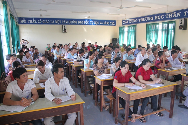 Tập huấn kỹ thuật trồng cây có múi