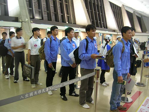 Tăng cường công tác phối hợp quản lý lao động là người nước ngoài làm việc trên địa bàn tỉnh