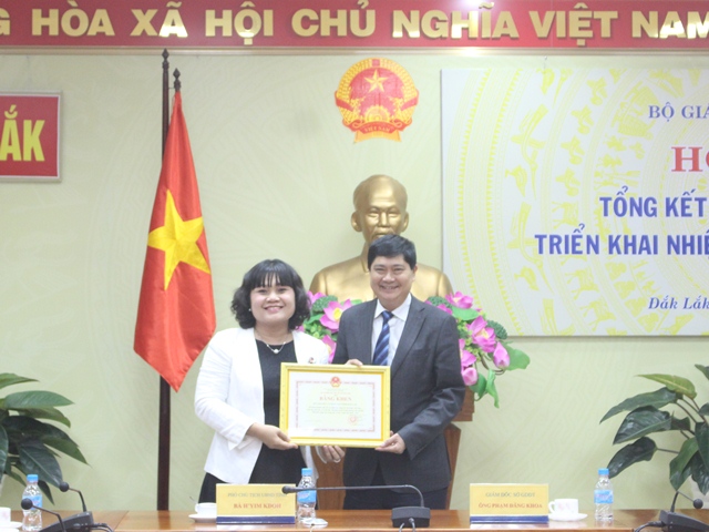 Hội nghị trực tuyến tổng kết năm học 2016-2017 và triển khai nhiệm vụ năm học 2017-2018
