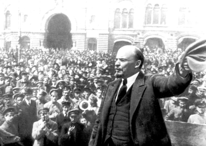 Tuyên truyền và tổ chức đợt sinh hoạt chính trị tư tưởng kỷ niệm 100 năm Cách mạng Tháng Mười Nga (7/11/1911-7/11/2017)