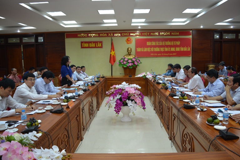 Dak Lak Provincial leaders work with MOJ on civil judgment enforcement work and judicial activities