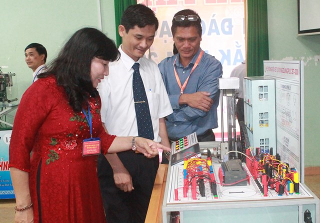 Khai mạc Hội thi thiết bị đào tạo tự làm năm 2017