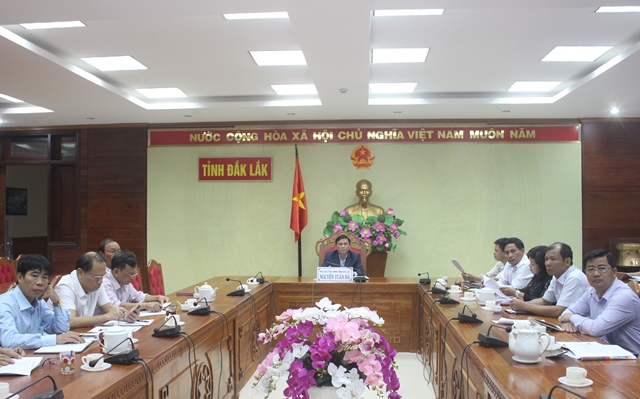 Thực hiện đồng bộ các giải pháp nhằm hoàn thành việc sắp xếp, đổi mới các công ty nông, lâm nghiệp trong năm 2018