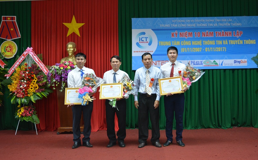 Trung tâm Công nghệ thông tin và Truyền thông kỷ niệm 10 năm thành lập.