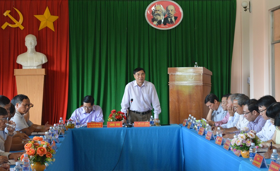 Thường trực Tỉnh ủy kiểm tra tình hình thực hiện nhiệm vụ 9 tháng đầu năm tại huyện Ea H’Leo.