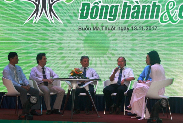 Dak Lak Radio and Television Station celebrates 10 years of broadcasting the Program “Company and Sharing”