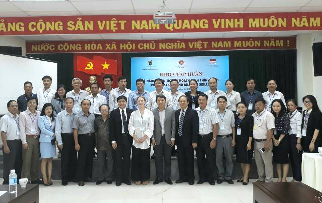 Khai giảng Lớp tập huấn “Kỹ năng phân tích và hoạch định chính sách”