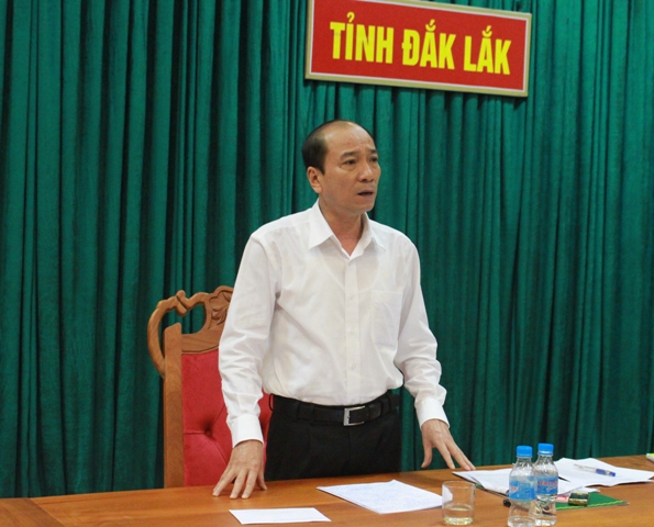 Họp thông qua dự thảo Nghị quyết về phân bổ dự toán ngân sách năm 2018 trình Kỳ họp thứ 5, HĐND tỉnh khóa IX.