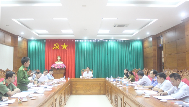 Ban Pháp chế thẩm tra các văn bản trình Kỳ họp thứ 5 HĐND tỉnh