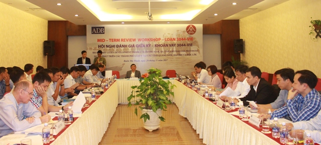 Hội nghị đánh giá giữa kỳ khoản vay Dự án phát triển thành phố loại II tại Quảng Nam, Hà Tĩnh và Đắk Lắk