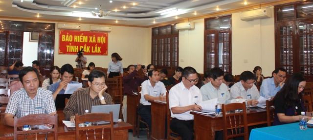 Hội nghị trực tuyến cung cấp thông tin định kỳ về BHXH, BHYT tháng 11/2017