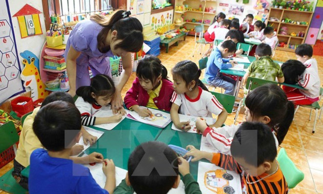 Tuyên truyền Kỷ niệm 69 năm Ngày Nhân quyền thế giới