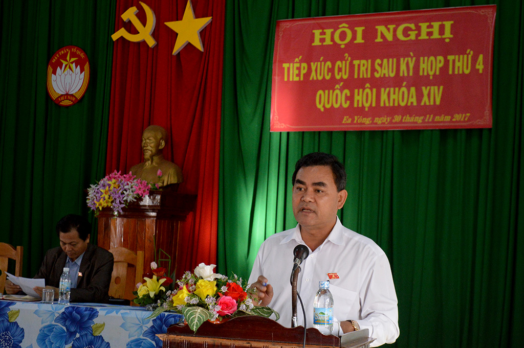 Đoàn Đại biểu Quốc hội tỉnh tiếp xúc cử tri sau kỳ họp thứ 4