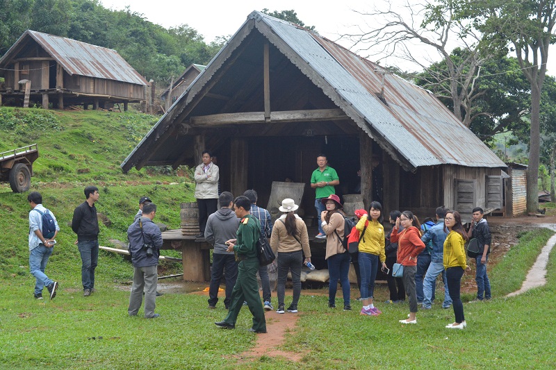 Survey on new tourist routes and attractions in Lak district