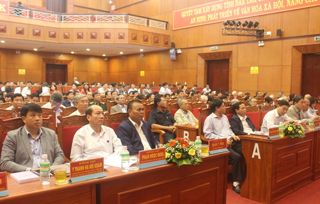 Nationwide Online Conference on studying, disseminating the Resolution of the Party Central Committee’s 6th plenum (Term XII)