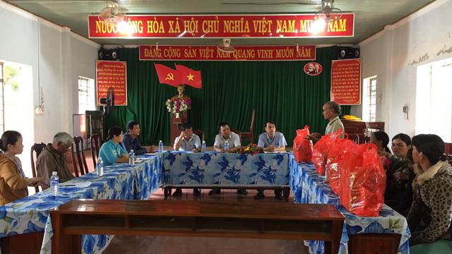 Huyện Cư M'gar tổ chức thăm và tặng 50 suất quà cho đồng bào dân tộc thiểu số nghèo, có hoàn cảnh đặc biệt khó khăn