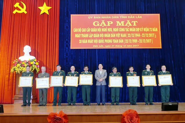 Gặp mặt cán bộ cao cấp quân đội nghỉ hưu, nghỉ công tác nhân Ngày thành lập Quân đội Nhân dân Việt Nam 22/12