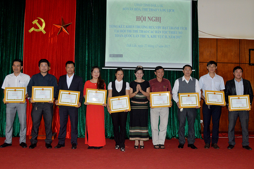 Biểu dương các cá nhân đạt thành tích xuất sắc tại Hội thi thể thao các dân tộc thiểu số toàn quốc lần thứ X