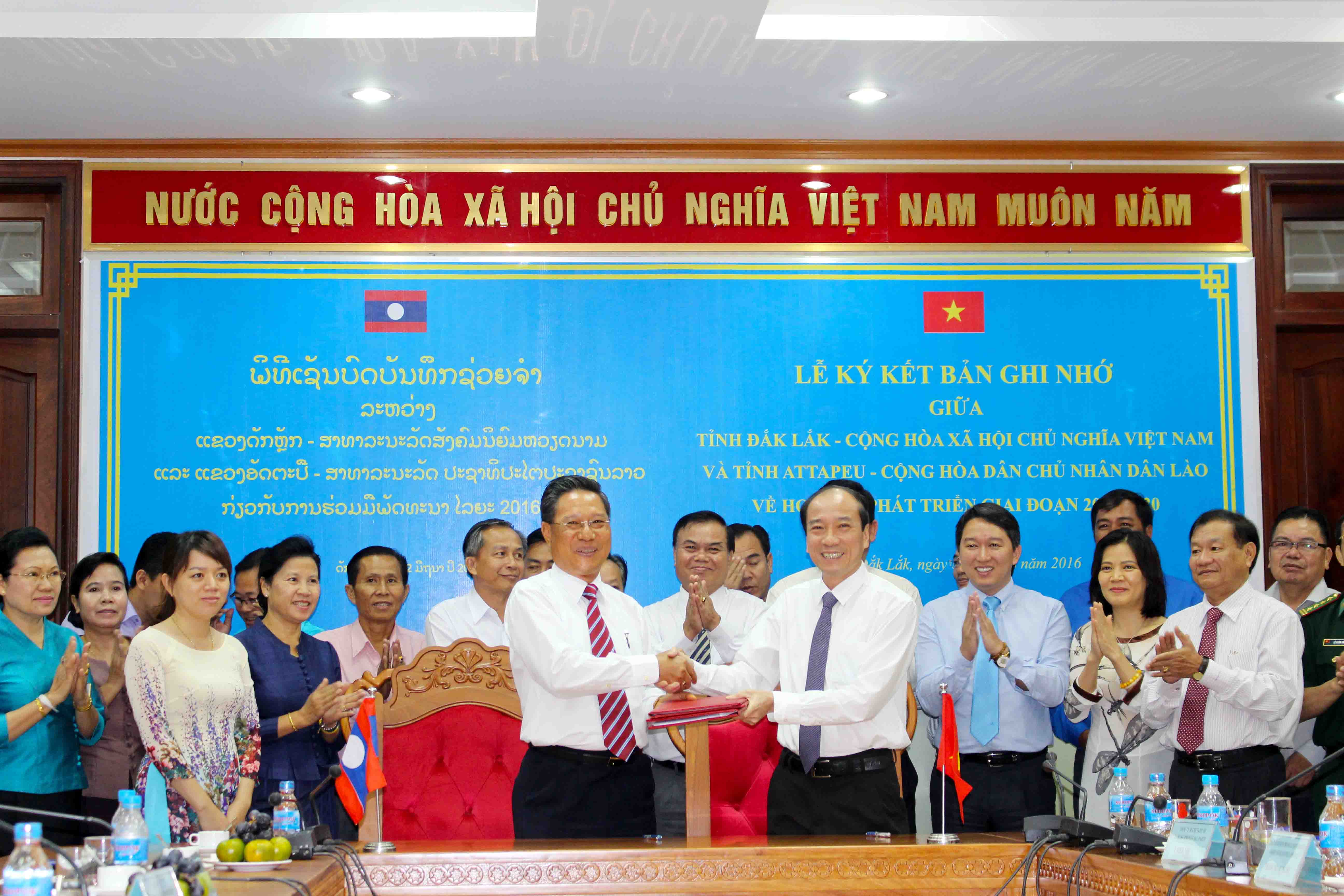 Báo cáo công tác đối ngoại năm 2017 và nhiệm vụ năm 2018.