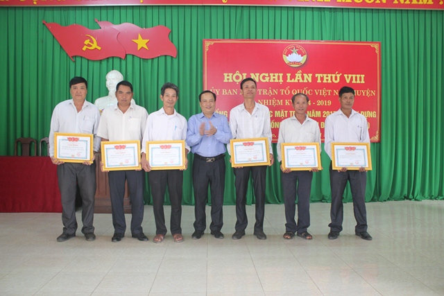 Hội nghị lần thứ 8 Ủy ban UBMTTQVN huyện Buôn Đôn khóa IV, nhiệm kỳ 2014 – 2019