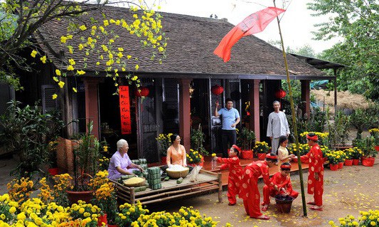 Tăng cường công tác lãnh đạo, chỉ đạo tổ chức Tết Nguyên đán Mậu Tuất 2018