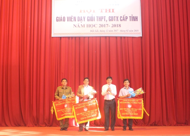 441 giáo viên THPT, Giáo dục thường xuyên được công nhận Giáo viên dạy giỏi cấp tỉnh năm học 2017-2018