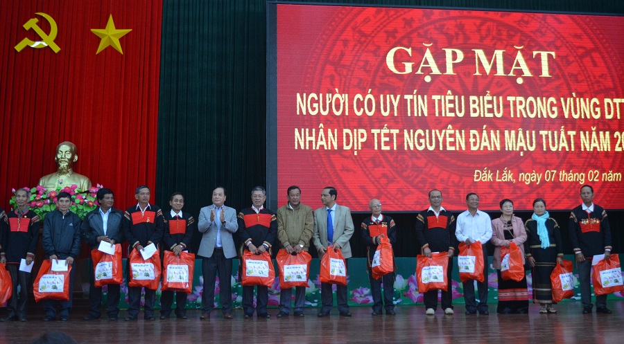 Công an tỉnh gặp mặt người có uy tín tiêu biểu trong vùng dân tộc thiểu số.