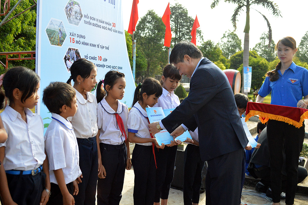 Lễ ra quân Tháng Thanh niên tỉnh Đắk Lắk năm 2018