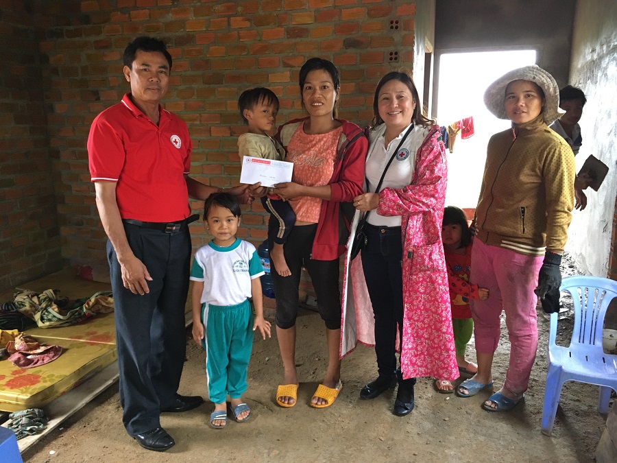 Nghĩa tình từ phong trào “Tết vì người nghèo và nạn nhân chất độc da cam”.