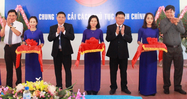 Huyện Krông Năng đưa vào sử dụng Bộ phận tiếp nhận và trả kết quả hiện đại