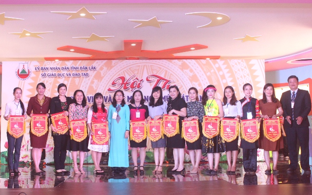 Khai mạc Hội thi “Giáo viên và trẻ mầm non múa hát dân ca cấp tỉnh năm 2018”